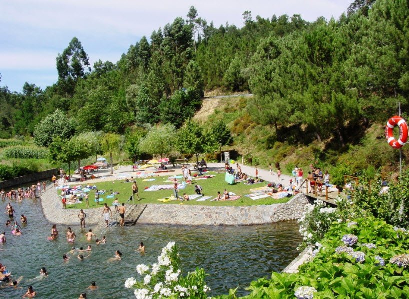 Praia fluvial de Aldeia Ana de Aviz, Portugal